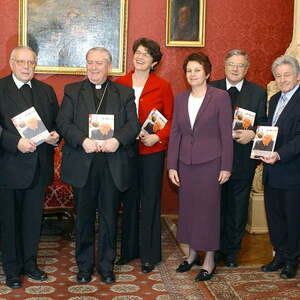                 Präsentation des Buchs 'Maximilian Aichern. Bischof bei den Menschen' (2005)               