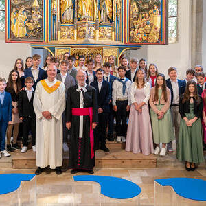 Gruppenfoto Firmung in Pesenbach 2025