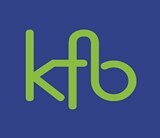 Logo der katholischen Frauenbewegung, Schrift grün auf royalblauem Grund