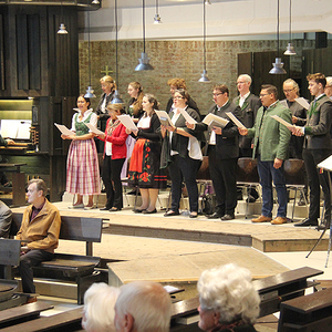 Musikalische Begleitung durch Cantus Michaelis, Leitung: Uwe Harrer